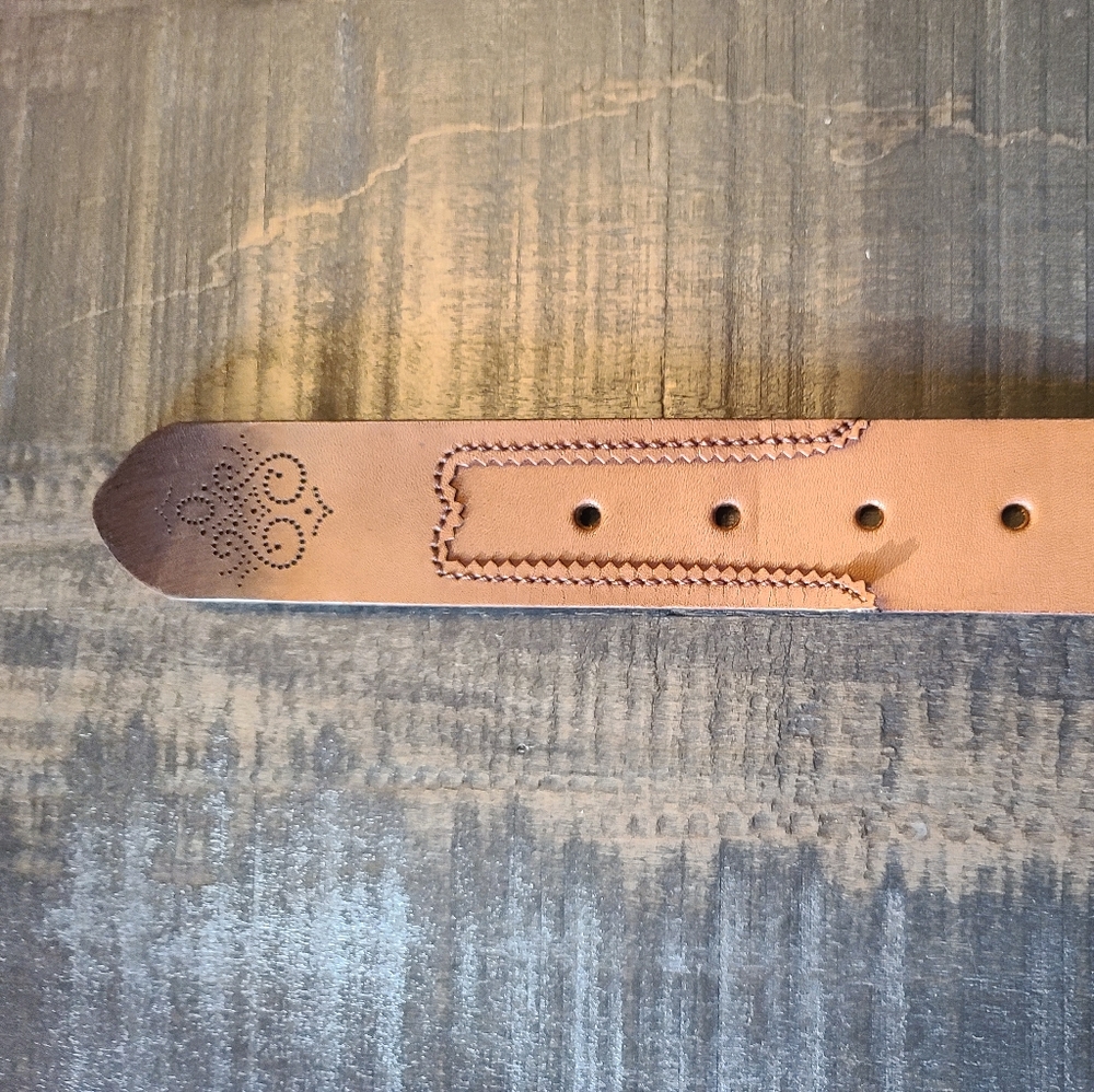 Harry Rosen Brown leather belt -38